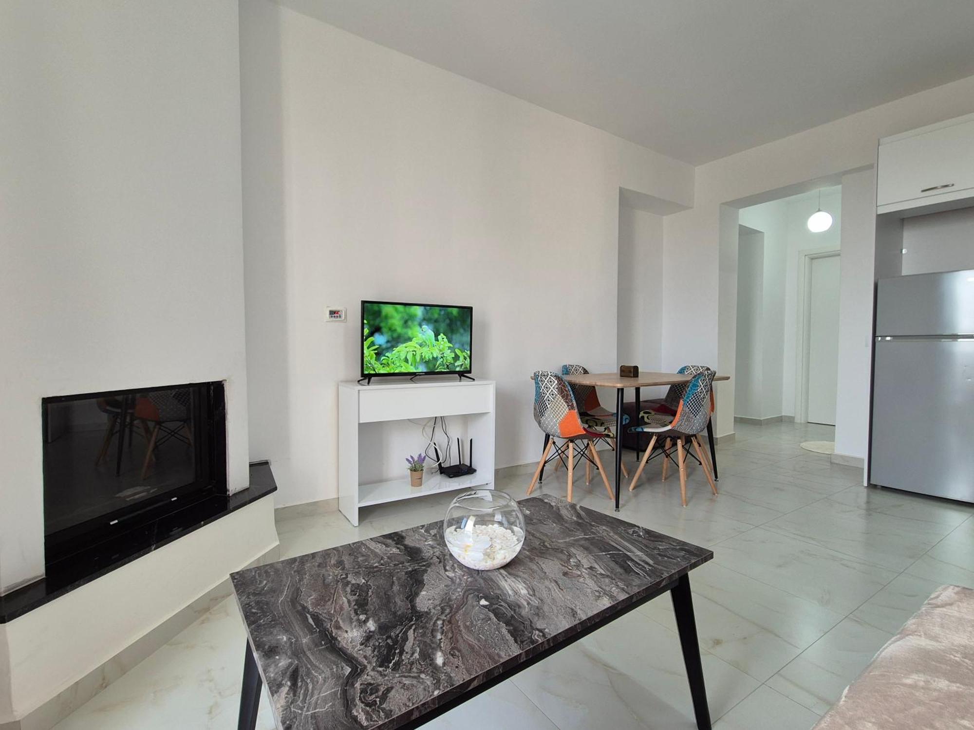 Flore Rooms Саранде Екстериор снимка