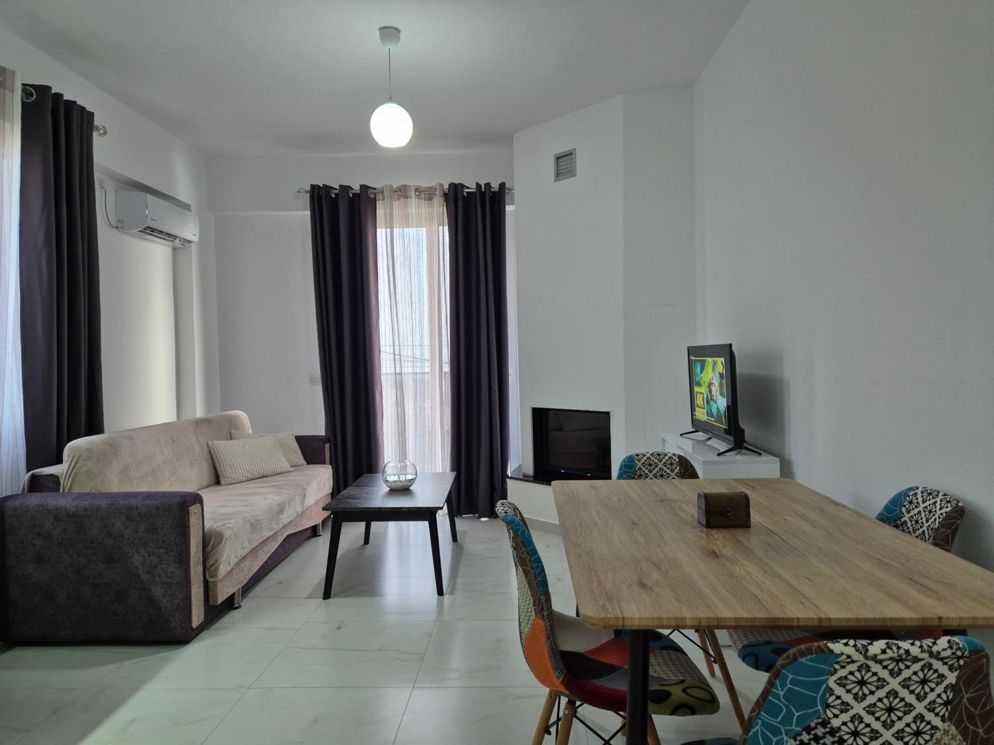 Flore Rooms Саранде Екстериор снимка