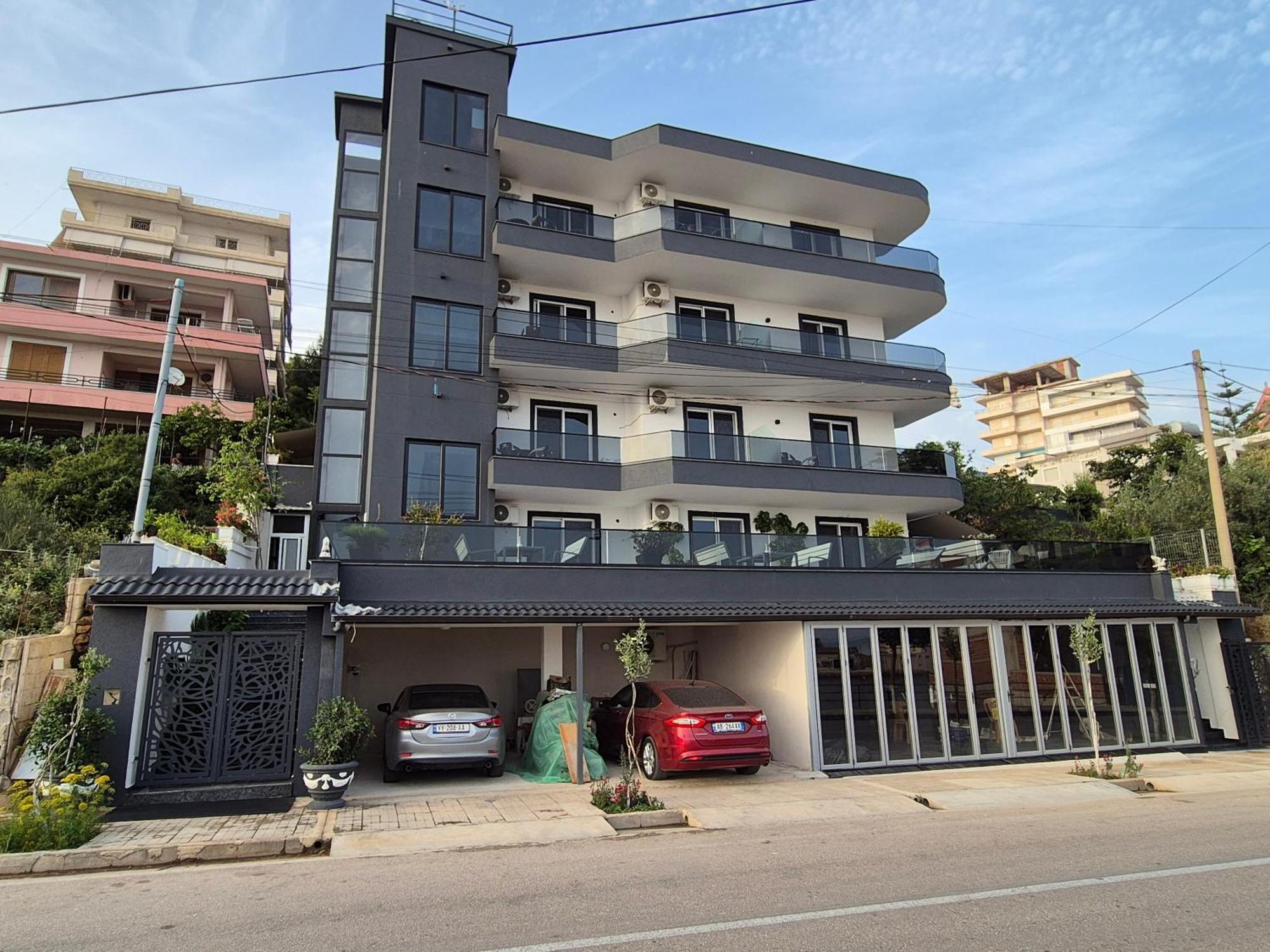 Flore Rooms Саранде Екстериор снимка