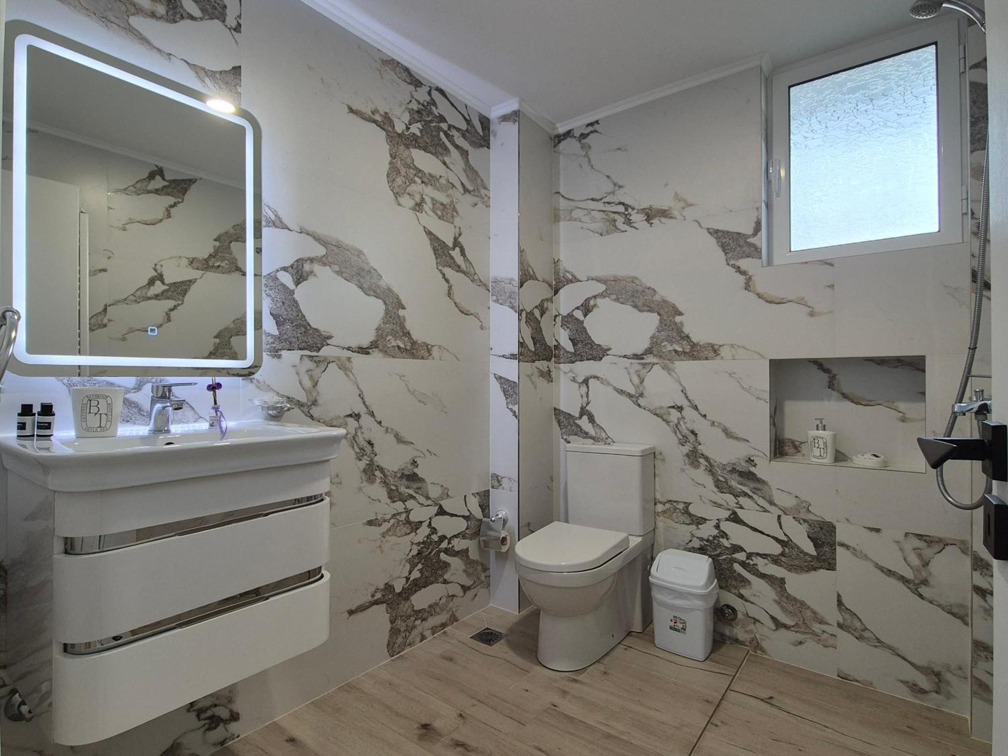 Flore Rooms Саранде Екстериор снимка